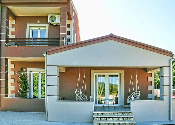 Antigonh Countryside Villa !I